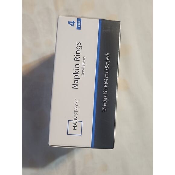 Mainstays Napkin Rings Set of 4 White Black 1.75"x1.5" Geo Print DAMAGED PACKAGE - Picture 6 of 6